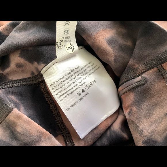 Lululemon Align Short 8" *Diamond Dye
Diamond Dye Graphite Grey Pink Pas… - Picture 13 of 14